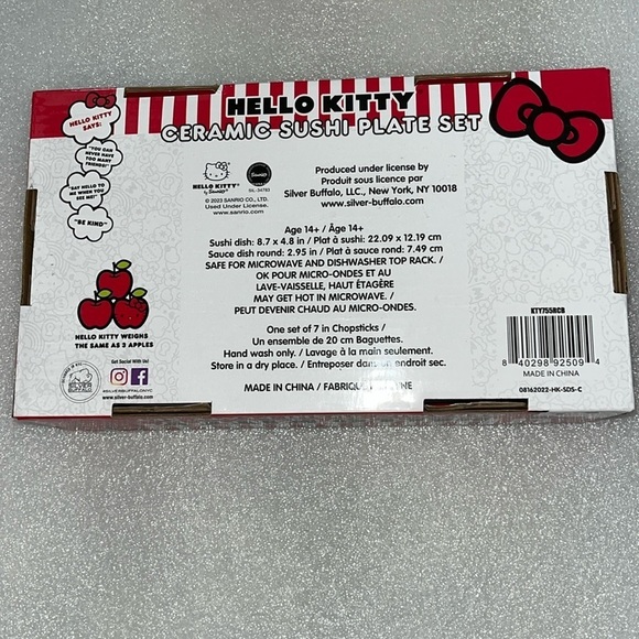 ๐ Hello Kitty Sushi Plate Set Throw Blanket and Mug Bundle Red White - Picture 10 of 12